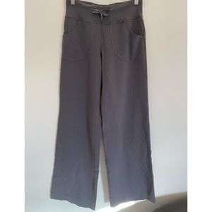 EUC‎ LULULEMON Wide Leg Tie women’s pants grey 2REG